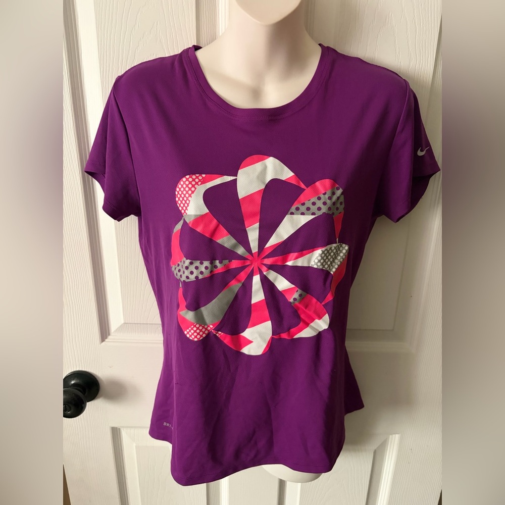 Nike Running Short Sleeve Purple Tee Shirt Dri Fit Size M Logo In Pinwheels